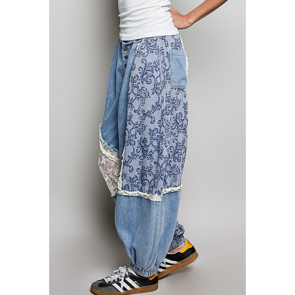 POL Patchwork Denim Jogger Pants Lace Crochet Trim Boho Festival SIZE MEDIUM - Picture 5 of 9